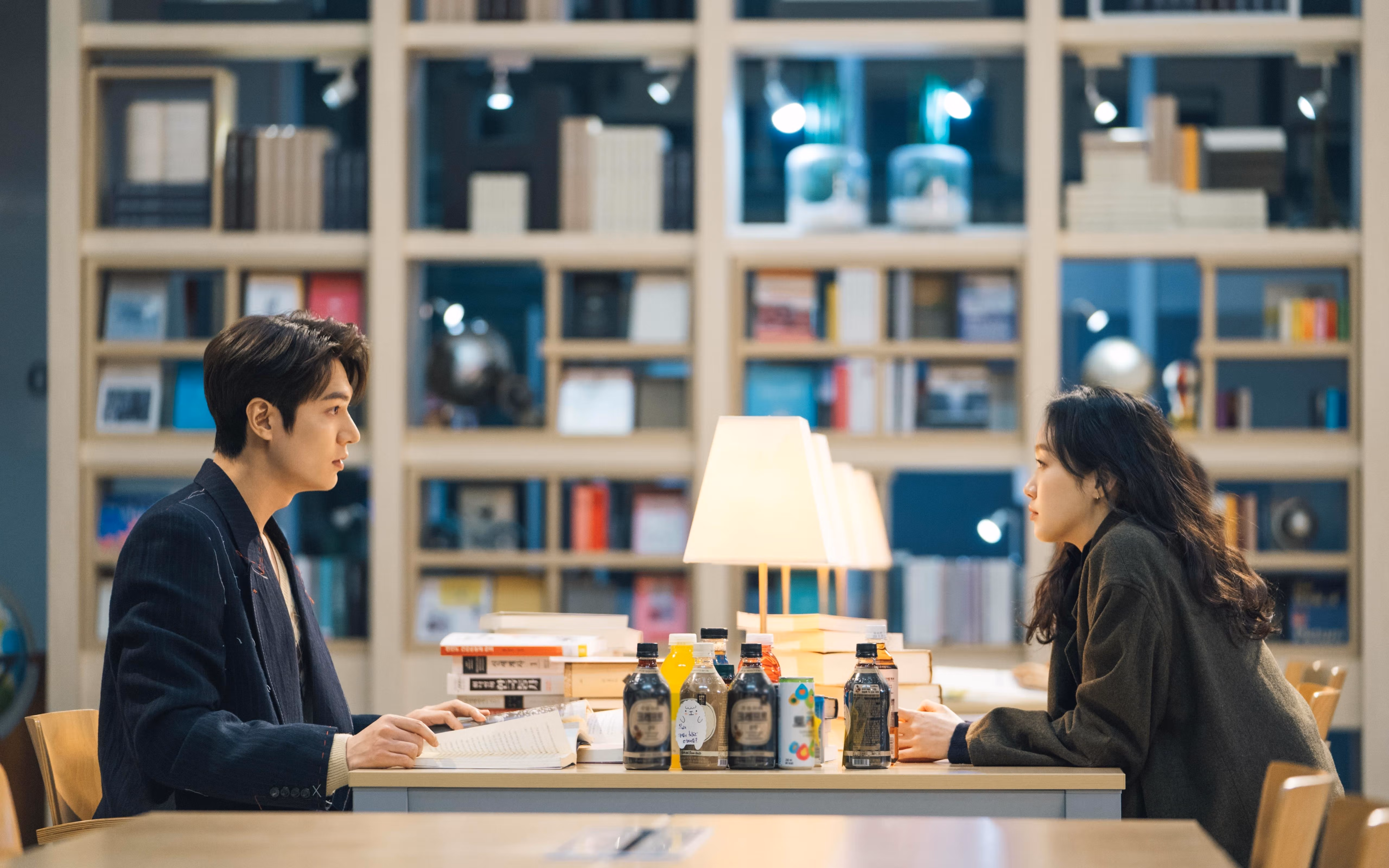 _回顾经典:那些令人难忘的历史性瞬间_,难忘那段历史