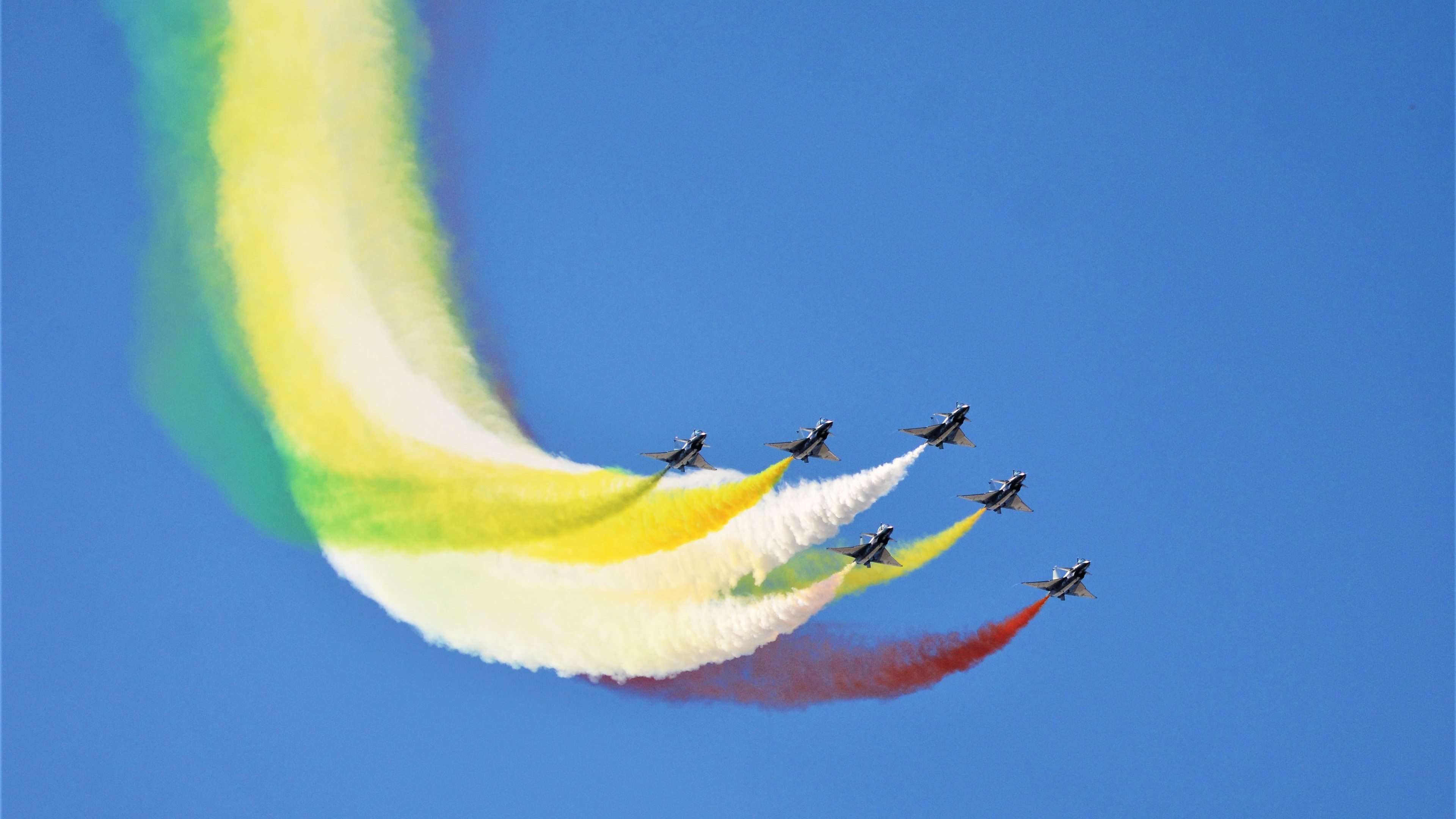 球场“铜墙铁壁”:最难攻破的冠军防守阵容