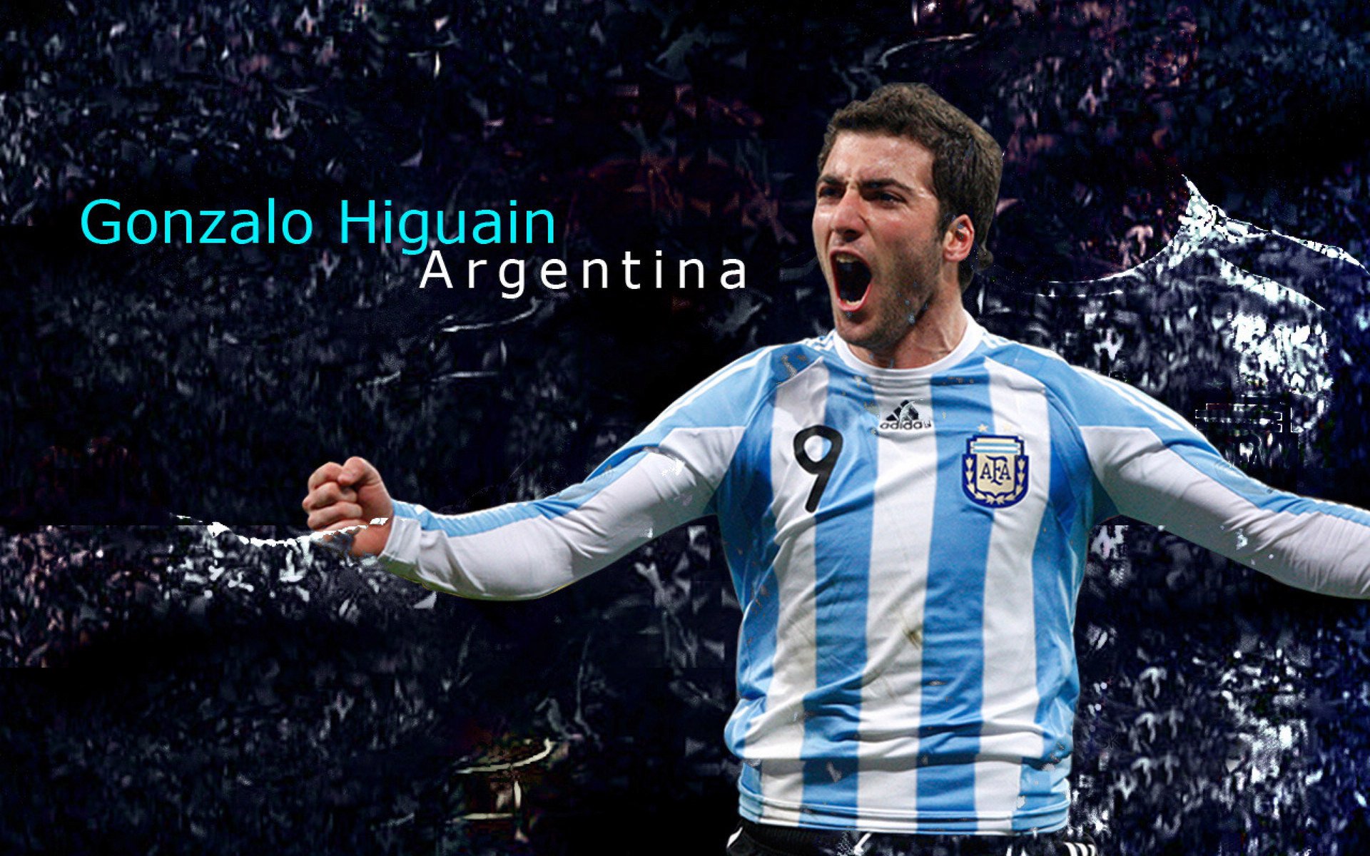 中国女足在比赛中展现出高超球技，中国女足在比赛中展现出高超球技术的是谁