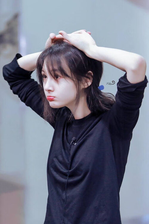 新赛季揭幕战即将打响,豪强对决抢眼