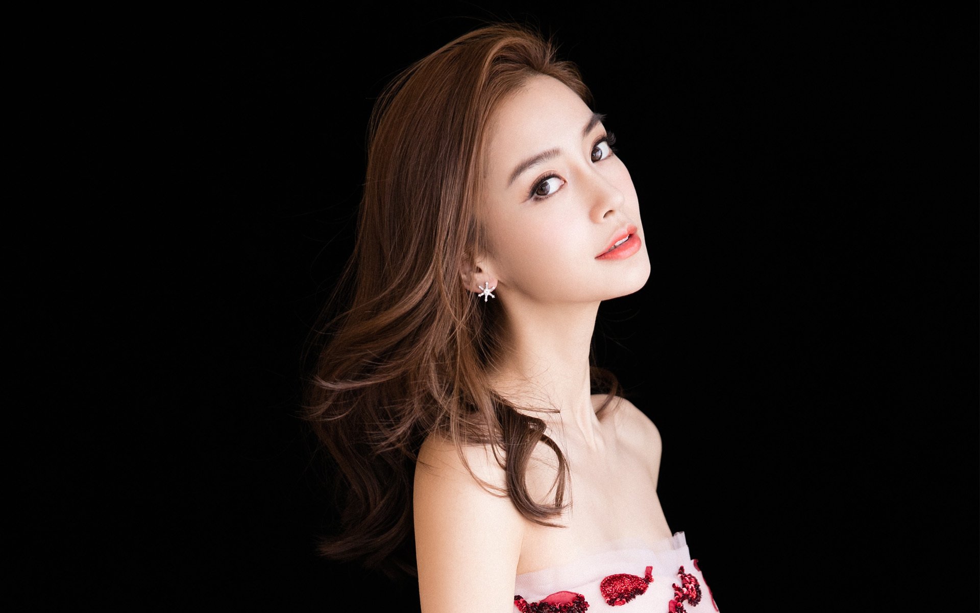 篮球训练课程加入柔韧与协调专项提升综合运动能力,篮球协调能力训练方法